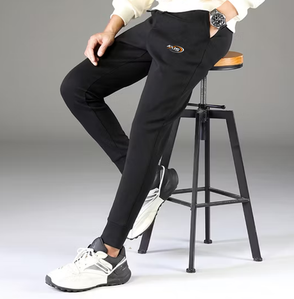 Custom trousers manufacturer for brands in the USA, UK & Europe. Joggers, golf, cargo & sports pants in your fabric, fit and label.